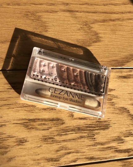 トーンアップアイシャドウ/CEZANNE/アイシャドウパレットを使ったクチコミ(1枚目)
