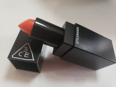 3CE GLASS LIP COLORのクチコミ「


3CE リップカラー #404

オレンジリップを求めて三千里していたところ、可愛いオレ.....」（2枚目）