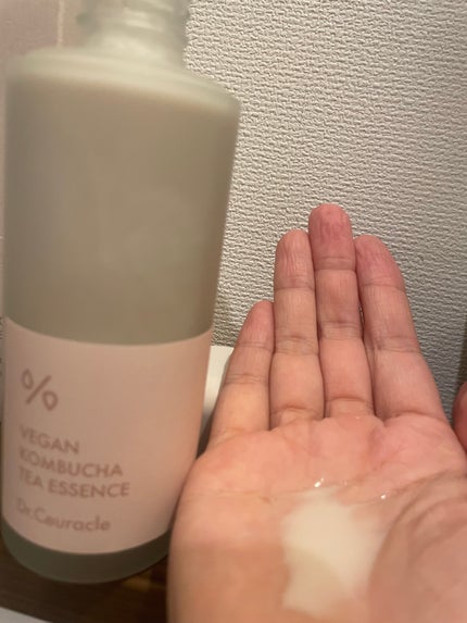 ヴィーガンコンブチャ ティー エッセンス/Dr.Ceuracle/オールインワン化粧品を使ったクチコミ(3枚目)