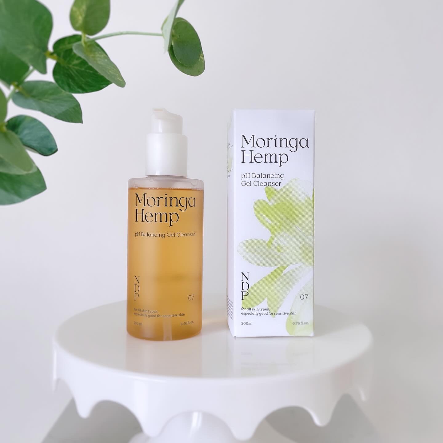 NATURAL DERMA PROJECT モリンガヘンプpHバランシングジェルクレンザーのクチコミ「

＼ メイクも落とせるジェル洗顔 ／
⁡
▫️ナチュラルダーマプロジェクト
モリンガヘンプ .....」（1枚目）