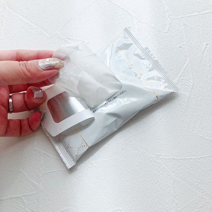 メイクの上からリフレッシュシート/ビオレ/フェイスシートを使ったクチコミ(2枚目)