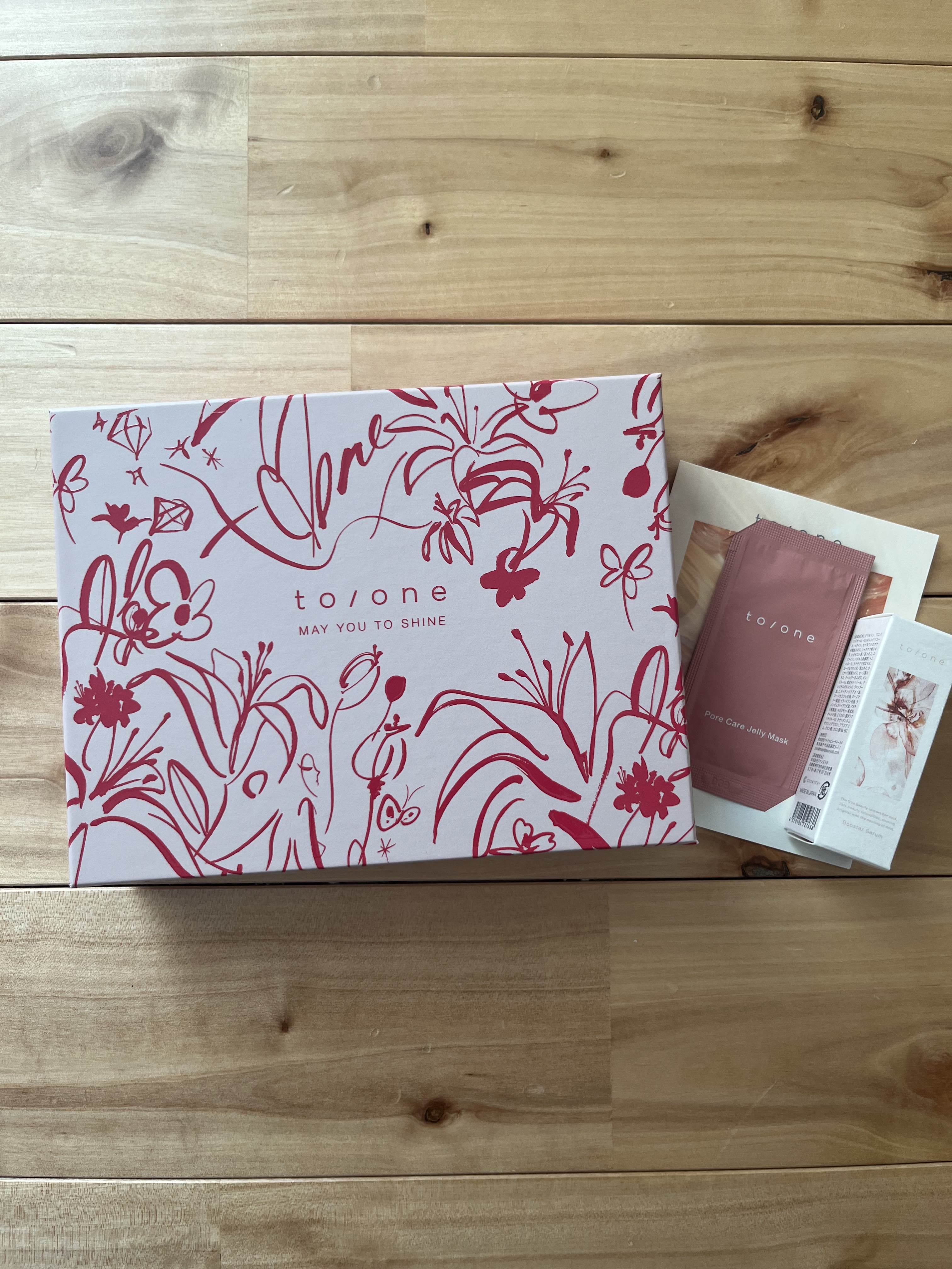 ホリデー メイクアップ コレクション 2023 /to/one/メイクアップキットを使ったクチコミ（2枚目）