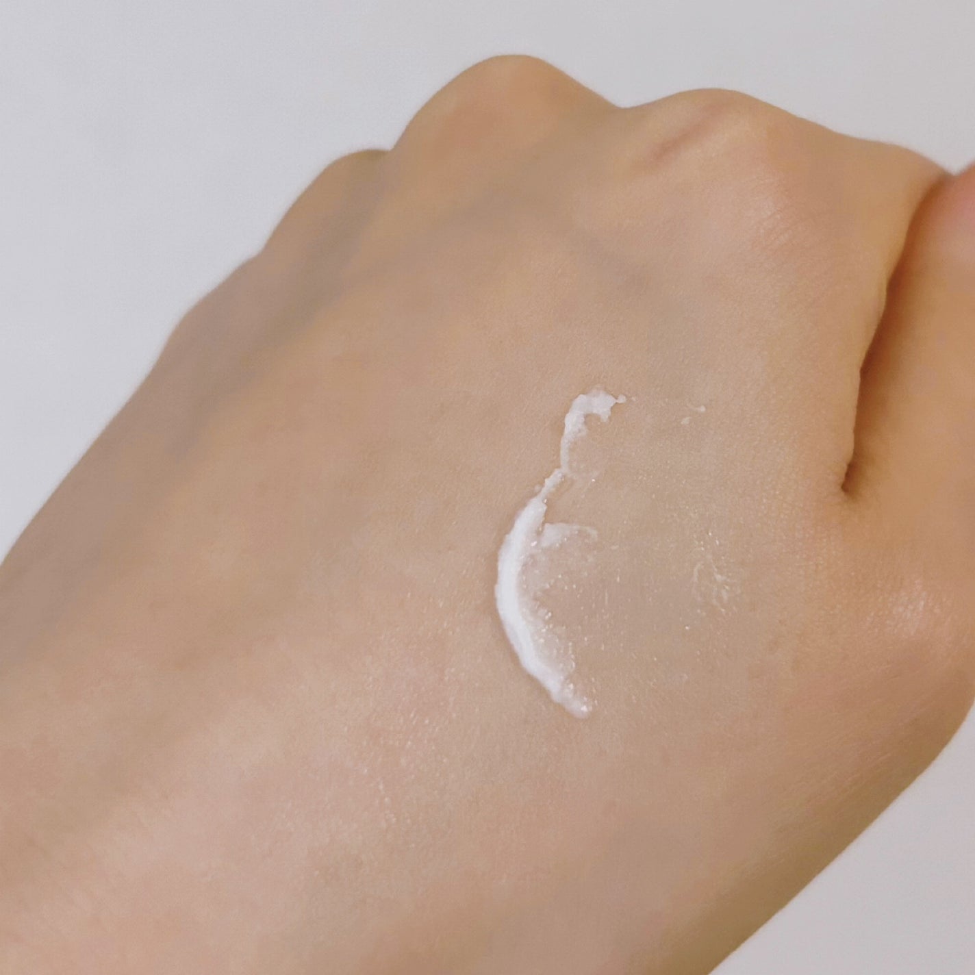 セラム シールド/ONE BY KOSE/フェイスバームを使ったクチコミ(2枚目)