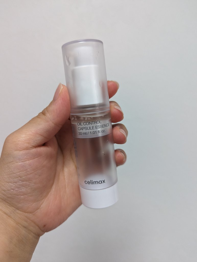 オイルコントロールカプセルエッセンス/celimax/美容液を使ったクチコミ（1枚目）