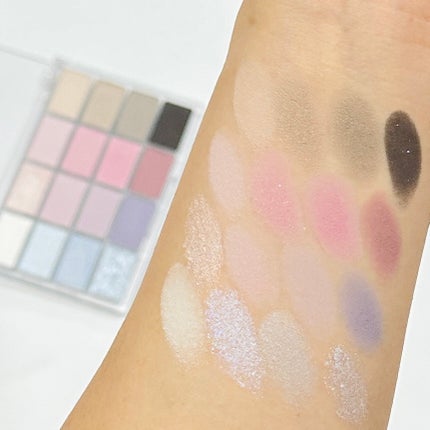 ソフトブラーリングアイパレット/wakemake/アイシャドウパレットを使ったクチコミ(5枚目)