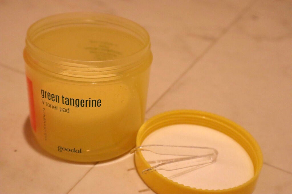 グリーンタンジェリン ビタCダークスポットケアパッド/goodal/トナーパッドを使ったクチコミ(2枚目)