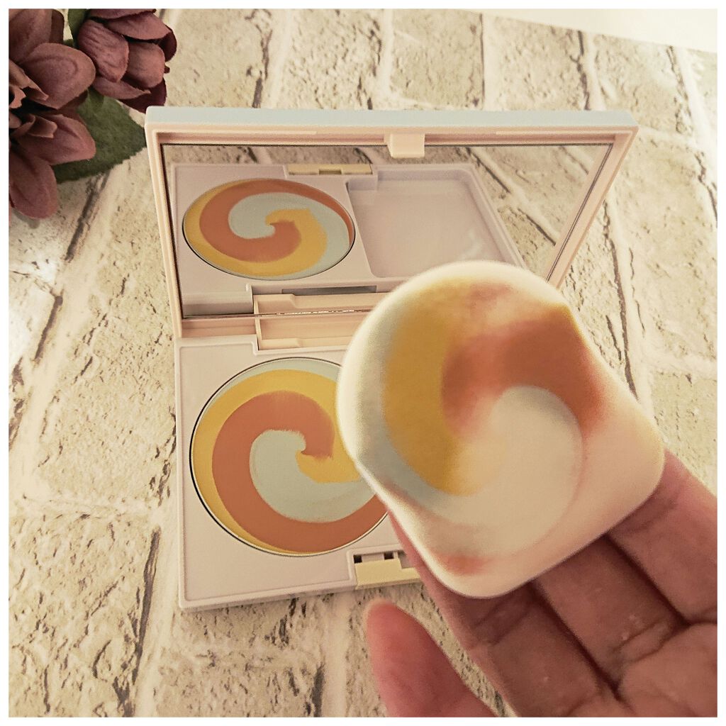 カラーブレンドグローファンデーション/ディエム クルール/クリーム・エマルジョンファンデーションを使ったクチコミ(2枚目)