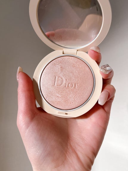 Dior ディオールスキン フォーエヴァーグロウルミナイザー 06 ディオールスキン フォーエヴァー クチュール ルミナイザー 01