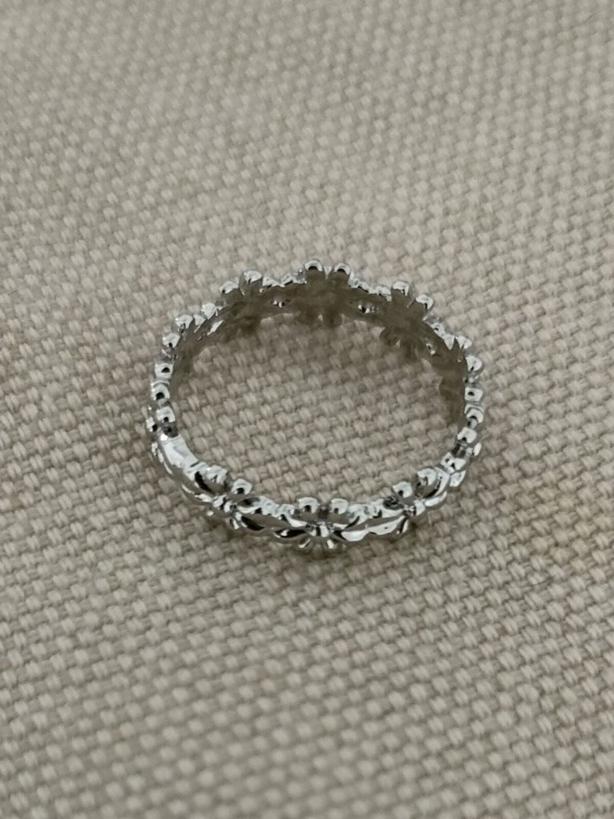 てぃこ/フォロバ100% on LIPS 「ニトリが展開してるデコホームのアクセサリーがコスパ最強すぎる!..」(4枚目)