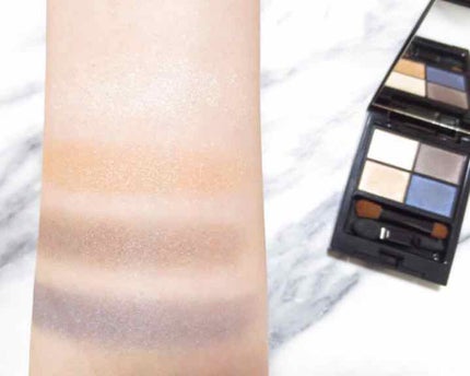 ミネラルクラッシィシャドー/エトヴォス/アイシャドウパレットを使ったクチコミ(2枚目)