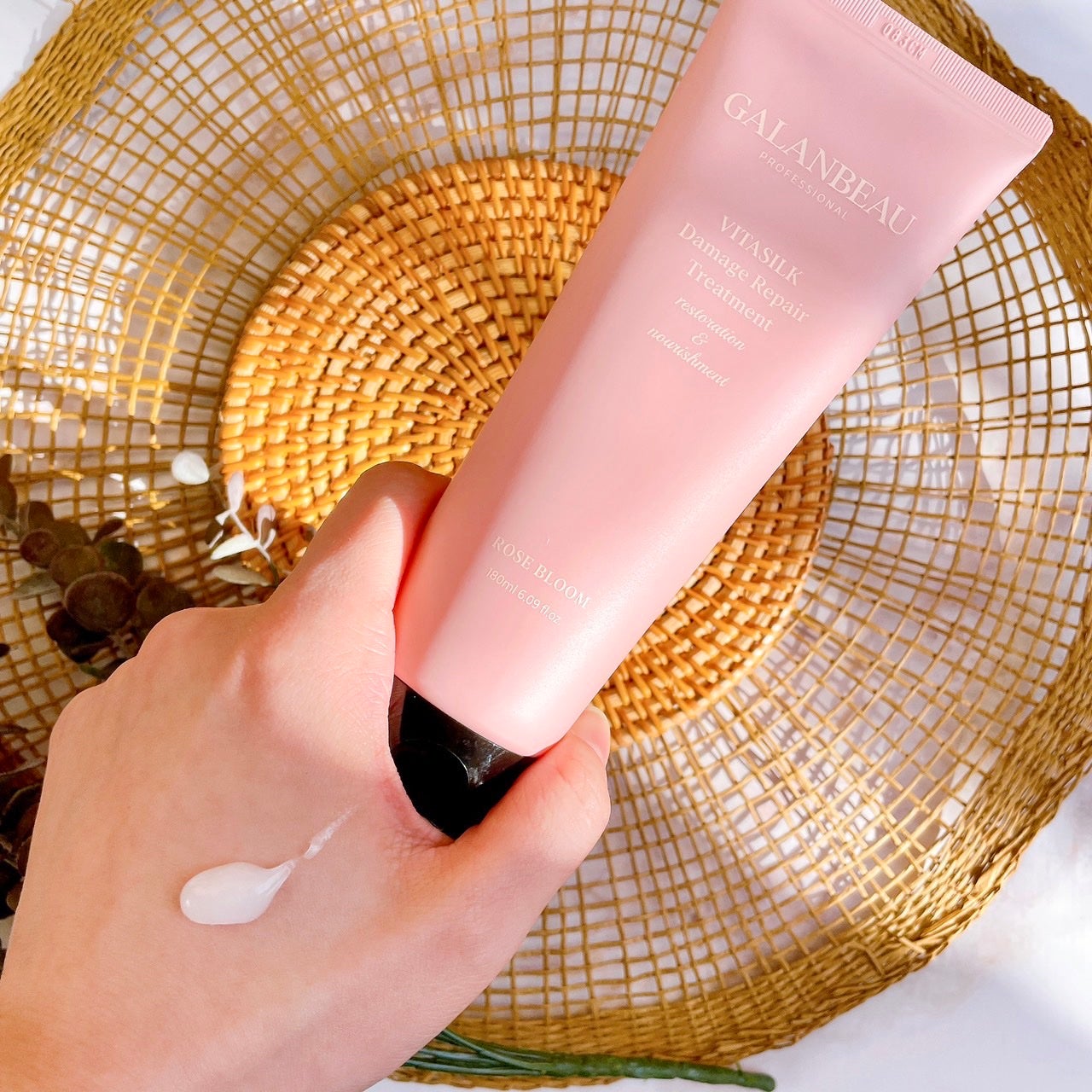 ビタシルクダメージリペアトリートメント(ローズブルーム)/ガランビュー/洗い流すヘアトリートメントを使ったクチコミ(3枚目)