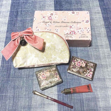 ロイヤル&アーバンプリンセス コレクション/JILL STUART/メイクアップキットを使ったクチコミ(1枚目)