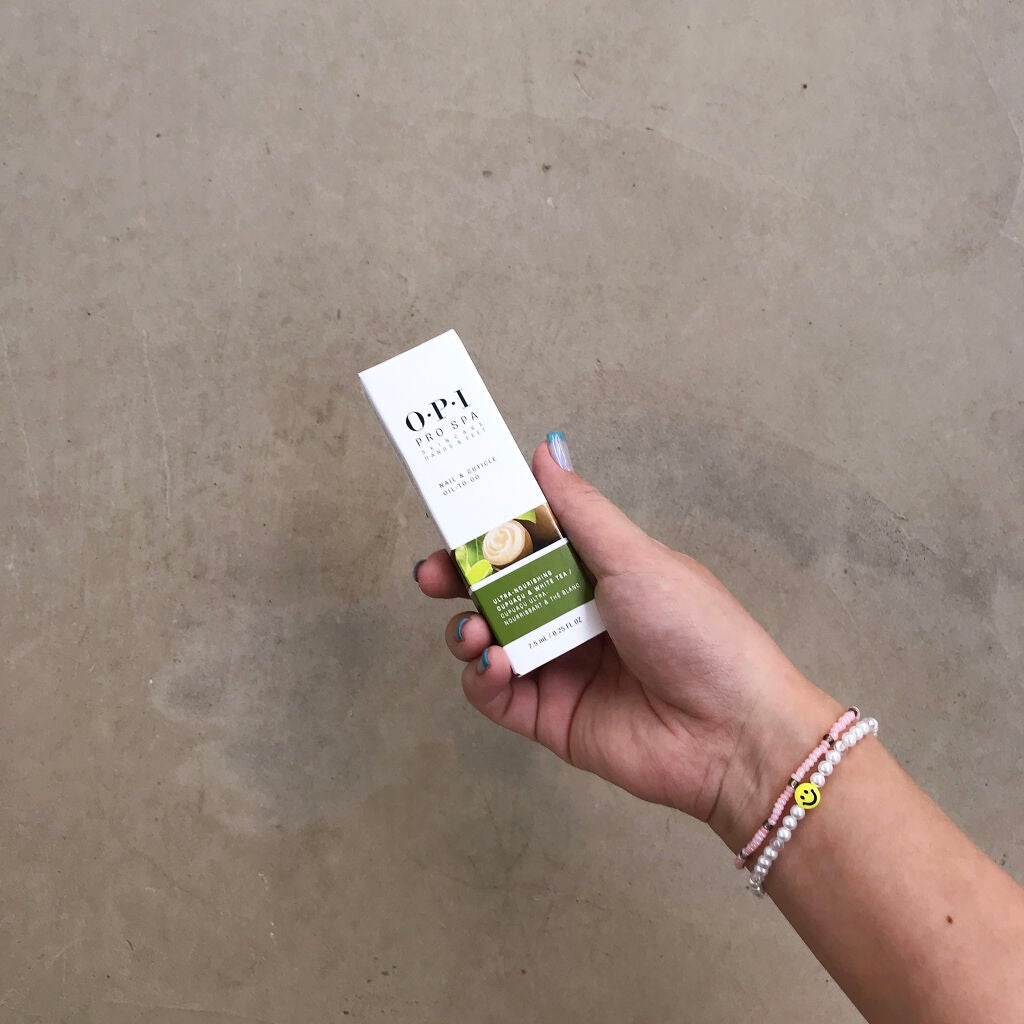 プロスパ ネイル&キューティクルオイル トゥゴー/O・P・I/ネイルオイル・トリートメントを使ったクチコミ(2枚目)