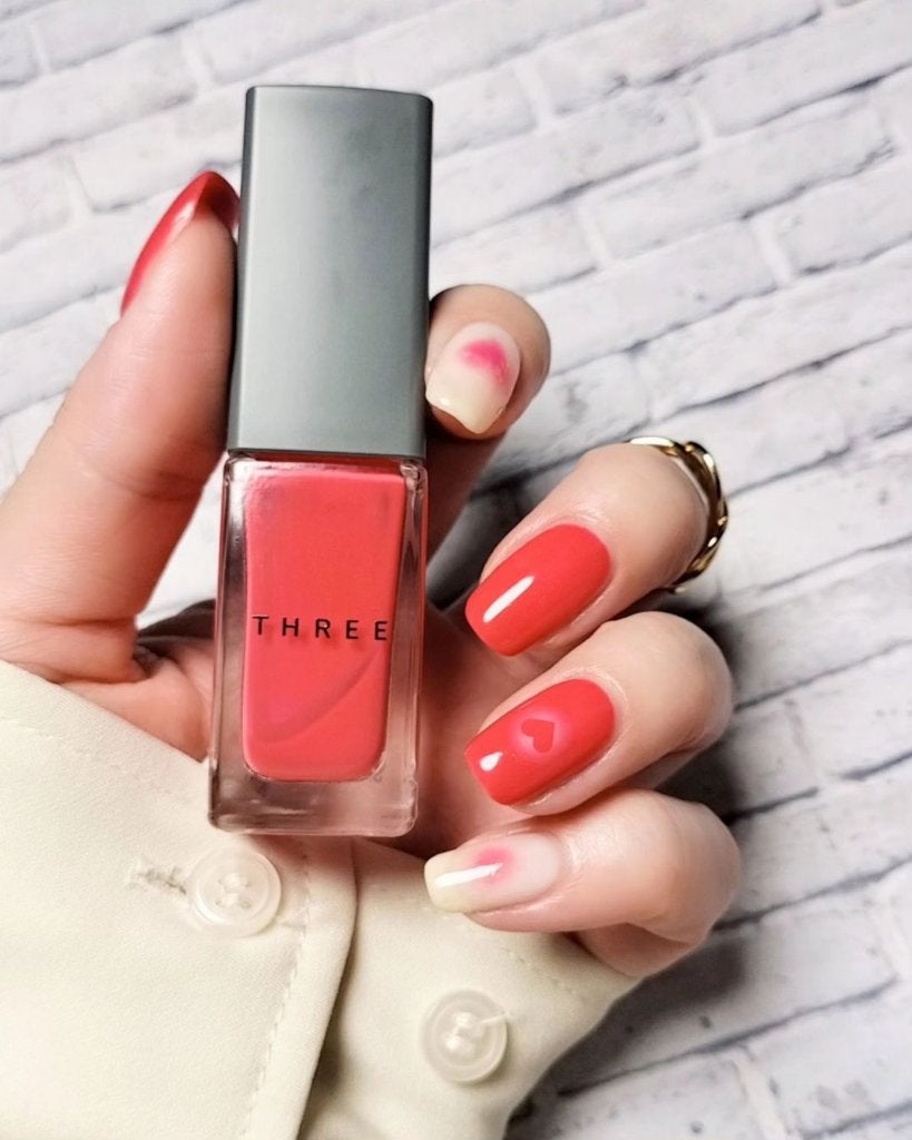 カラフルネイルズ/キャンメイク/マニキュアを使ったクチコミ(2枚目)