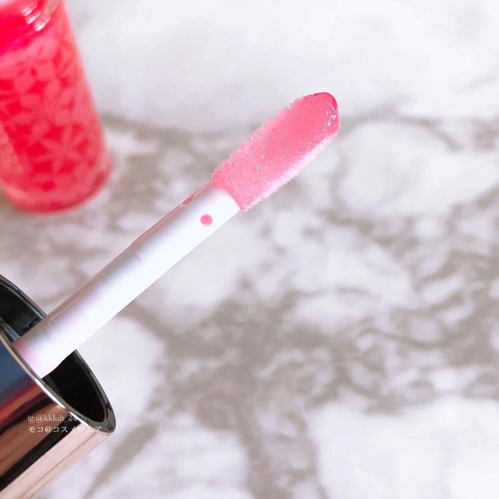 リップ オイル 03 luxe camellia/DECORTÉ/リップオイルを使ったクチコミ（2枚目）