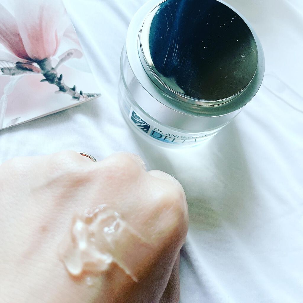 ねこむす on LIPS 「寒暖差にやられたのかGWの疲れか、肌がお疲れモードな私です🐱@..」(4枚目)