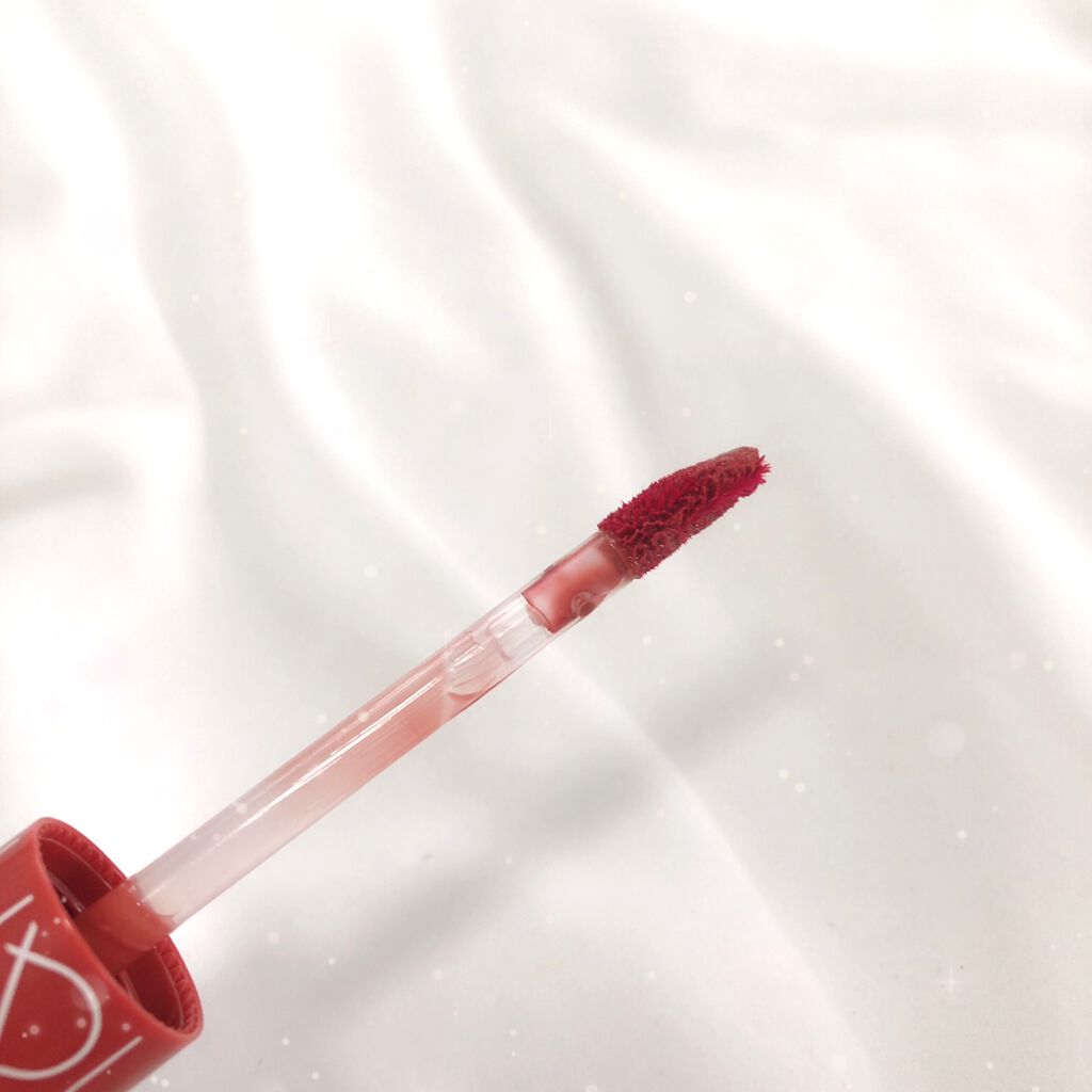 ジューシーラスティングティント/rom&nd/リップティントを使ったクチコミ（3枚目）