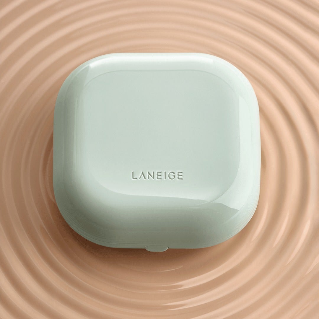 【公式】LANEIGE(ラネージュ) on LIPS 「オフィスワークにも大活躍👓💻アモーレパシフィック技術研究院のア..」(1枚目)