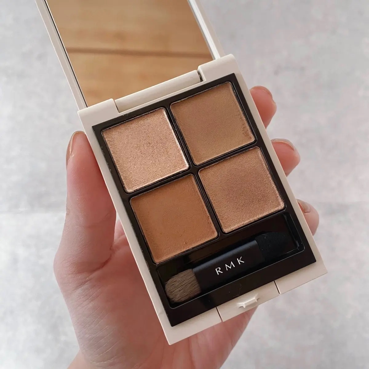 RMK シンクロマティック アイシャドウパレット EX-05 インサイトフル（数量限定）/RMK/アイシャドウパレットを使ったクチコミ（2枚目）