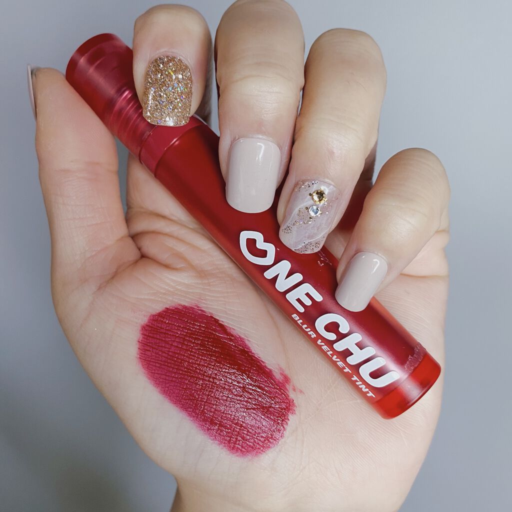 ワンチューブラーベルベットティント/CHICAY CHICO/リップティントを使ったクチコミ（3枚目）