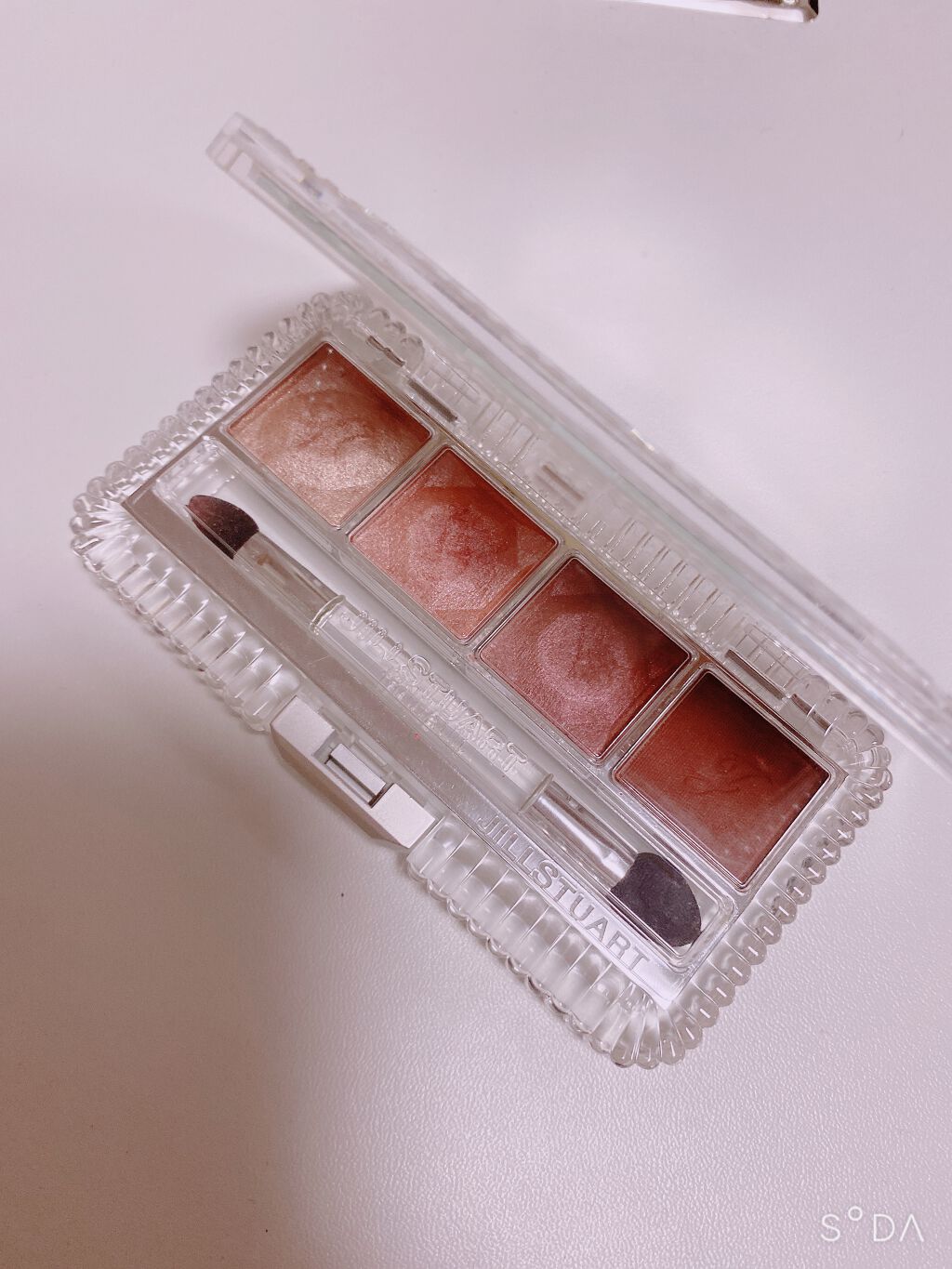 エターナルクチュール アイズ ベルベット/JILL STUART/アイシャドウパレットを使ったクチコミ(3枚目)