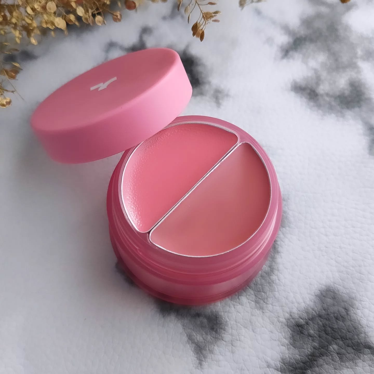 ゲットイットティントグレーズバーム/TONYMOLY/リップティントを使ったクチコミ（3枚目）