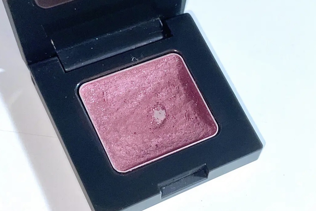 ニュアンス アイシャドウ w05 Koe〈声〉/OSAJI/単色アイシャドウを使ったクチコミ（3枚目）