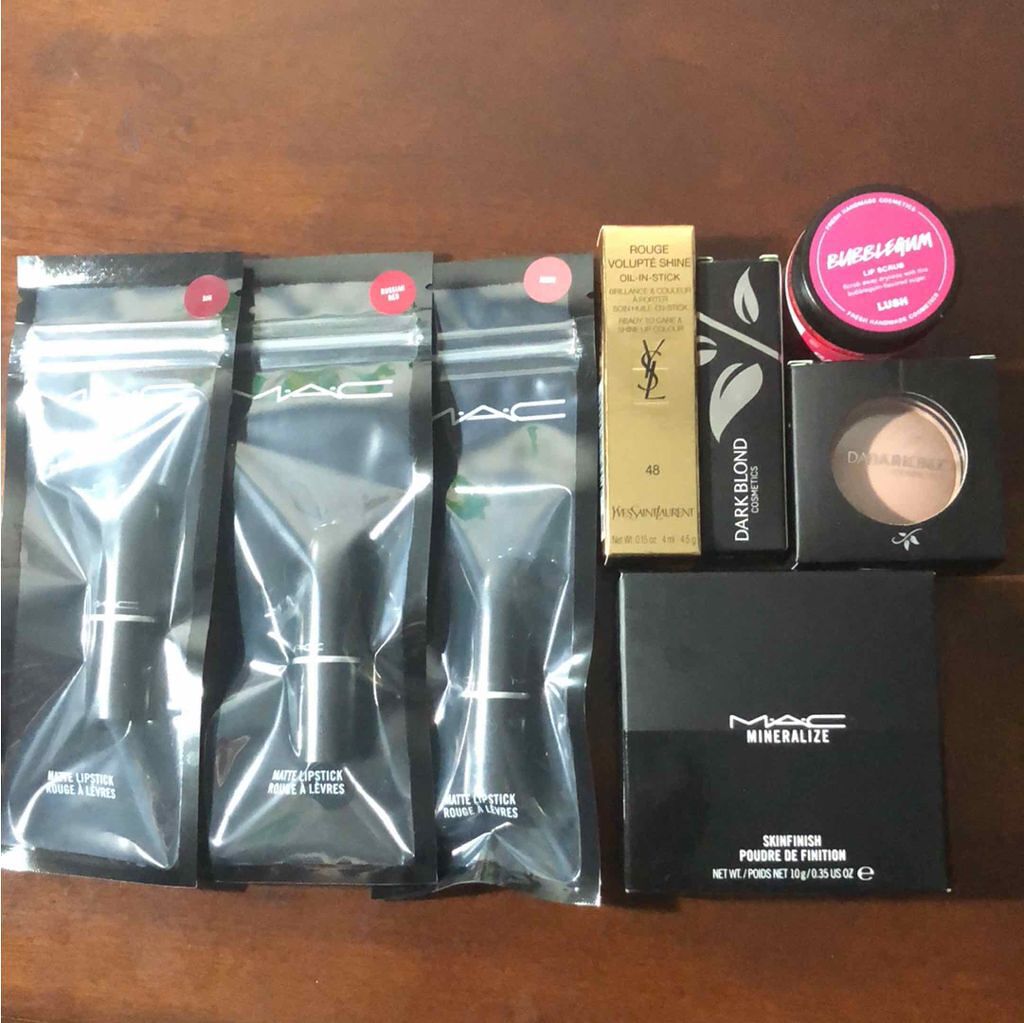 ルージュ ヴォリュプテ シャイン/YVES SAINT LAURENT BEAUTE/口紅を使ったクチコミ(2枚目)