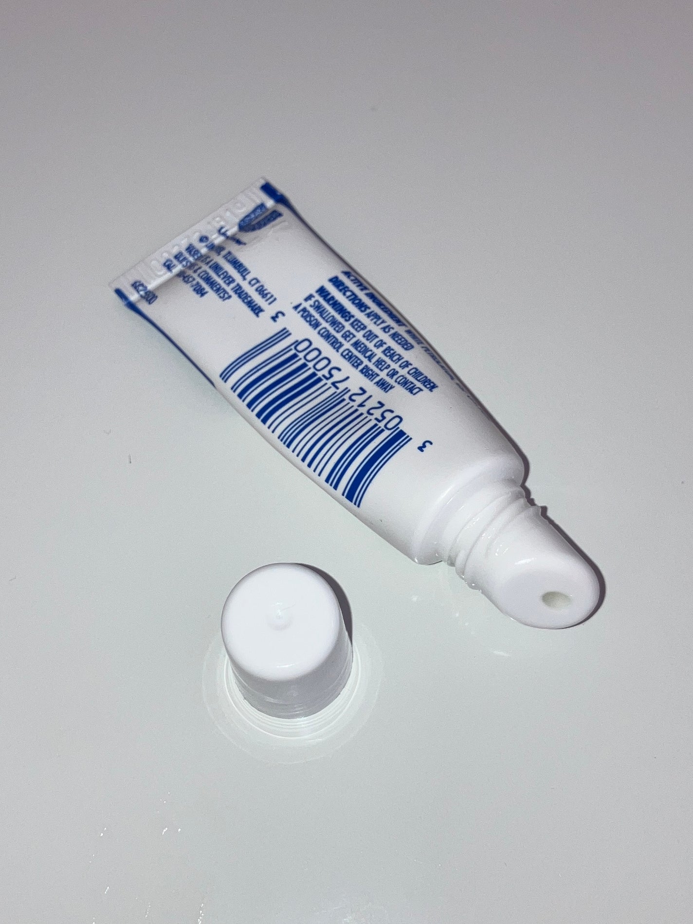 ペトロリューム ジェリー リップ レギュラー/ヴァセリン/リップクリームを使ったクチコミ(2枚目)