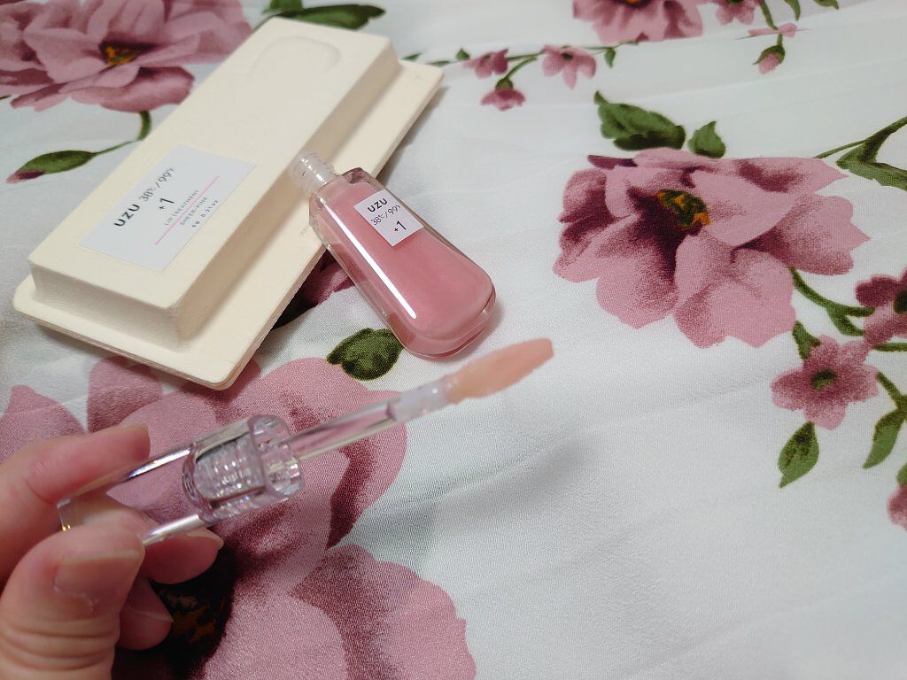 38°C / 99°F リップトリートメント (リップ美容液)/UZU BY FLOWFUSHI/リップケアを使ったクチコミ（2枚目）