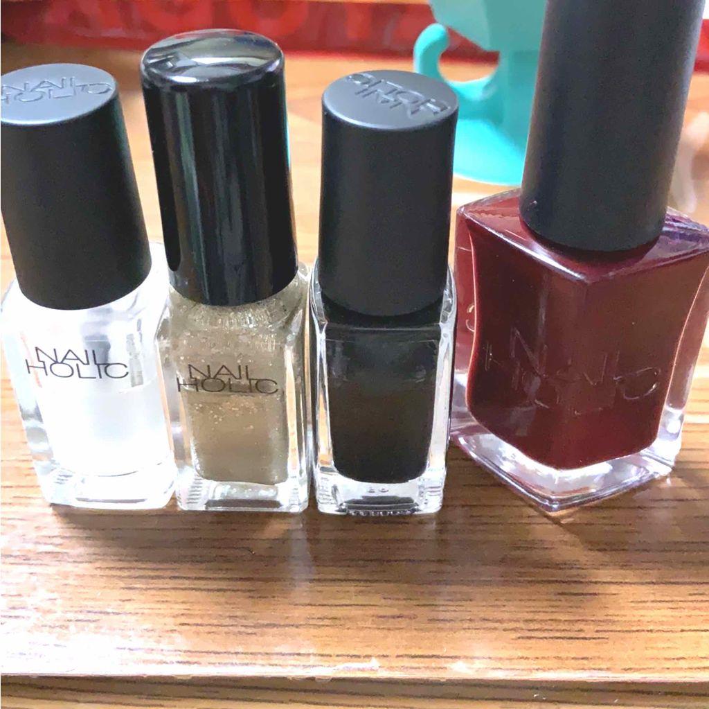 ネイルホリック 24_7 RD481/ネイルホリック/マニキュアを使ったクチコミ（2枚目）