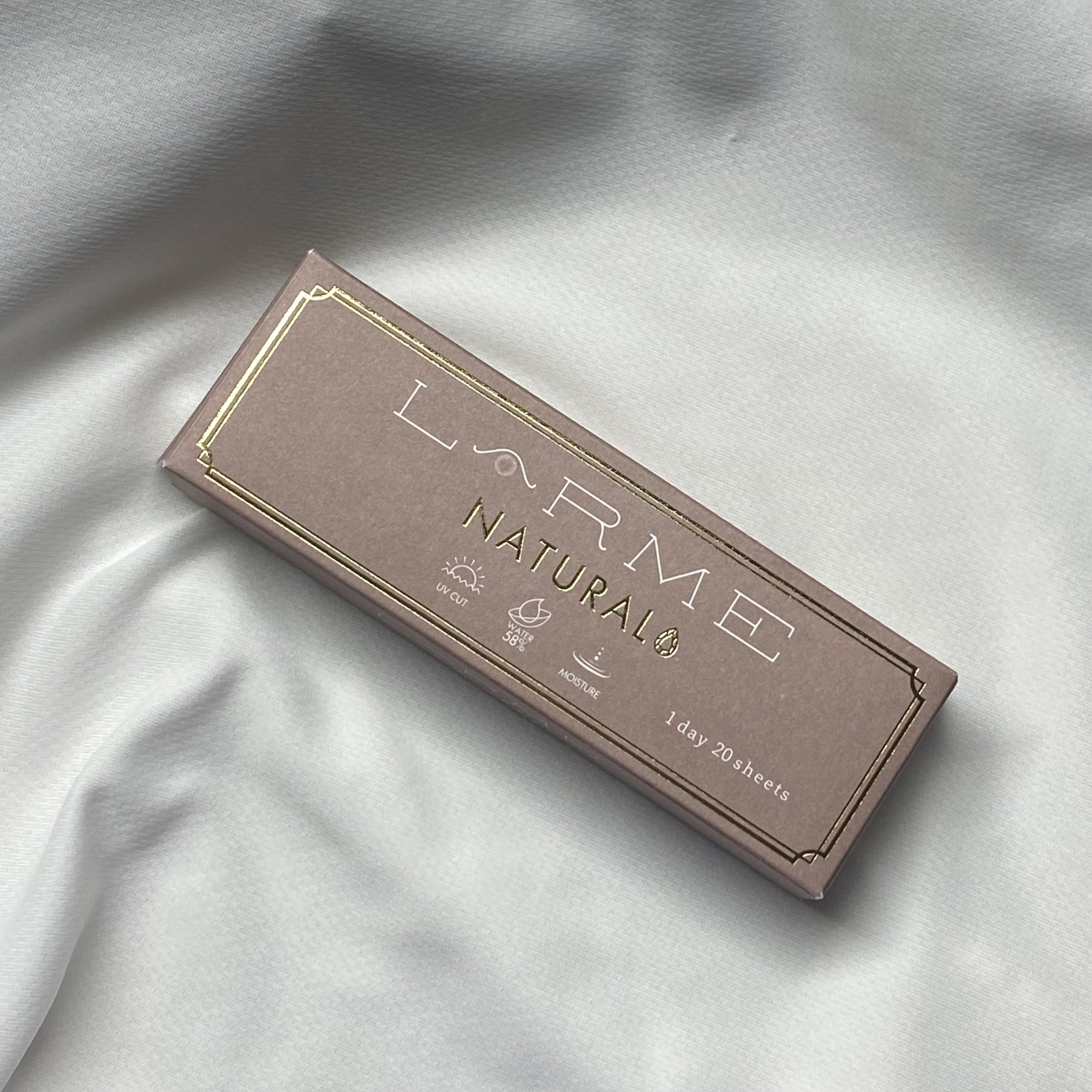 細ふち大優勝🥇

こんにちは🌞

今日は細ふち好き大優勝なカラコンを紹介していこうと思います！！

それではスタート‎📢

LARME NATURAL  SERIES
モカロール

スペック📝
DIA:14.