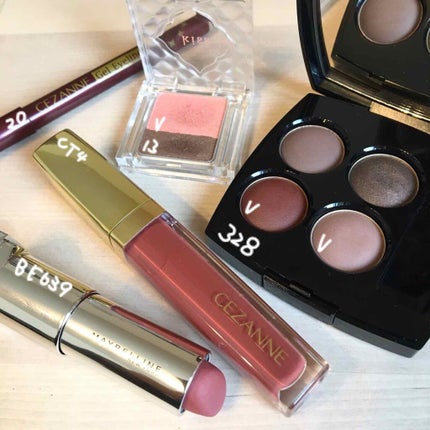 レ キャトル オンブル/CHANEL/アイシャドウパレットを使ったクチコミ(2枚目)