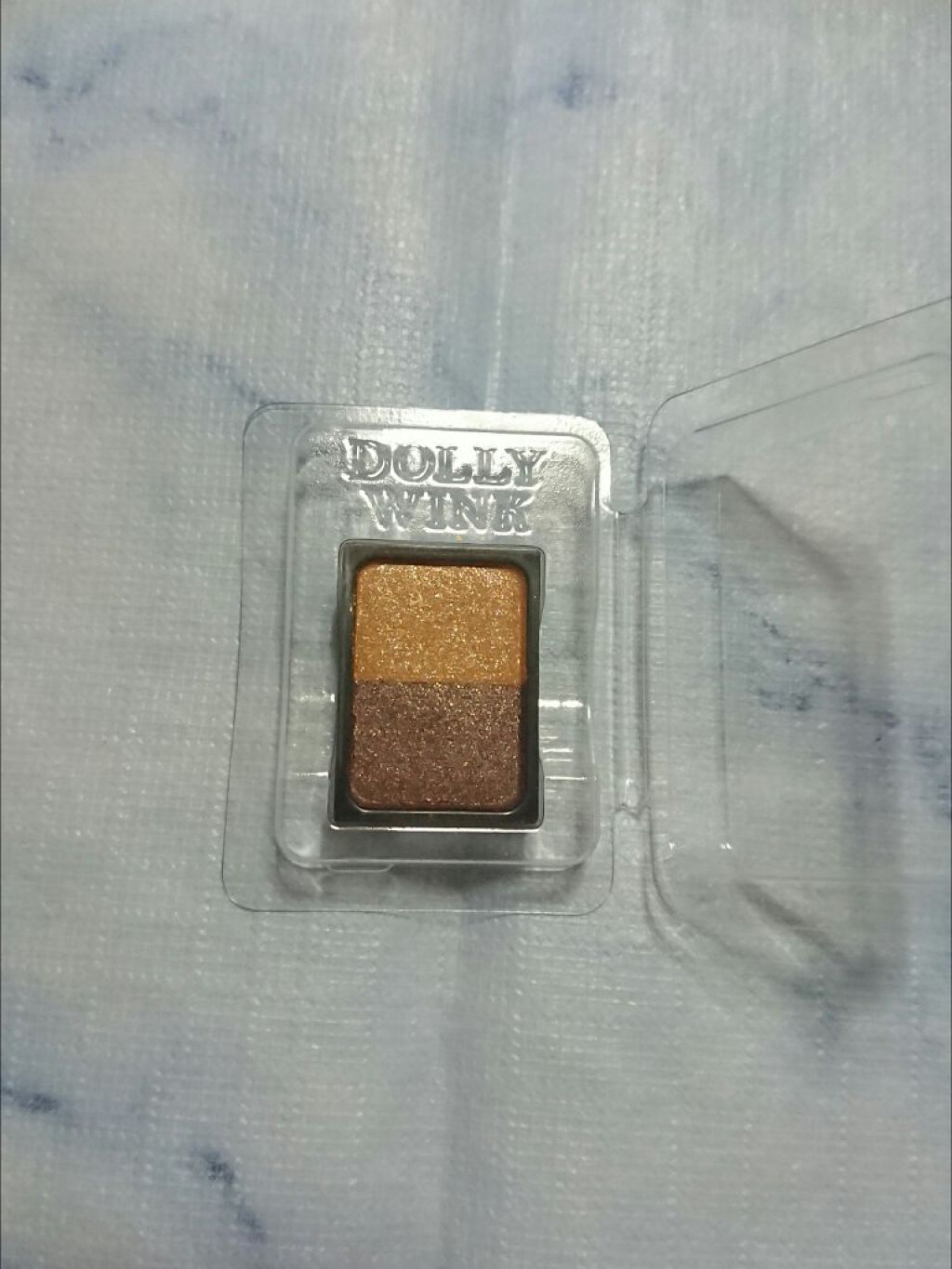 カスタムシャドウ/ドーリーウインク/単色アイシャドウを使ったクチコミ（1枚目）