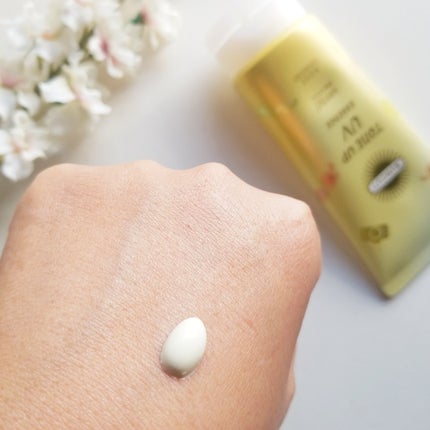 サンカットR トーンアップUV エッセンス/サンカット®/日焼け止めローションを使ったクチコミ(3枚目)