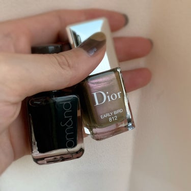 ディオール ヴェルニ＜バーズ オブ ア フェザー＞ 812 アーリー バード/Dior/マニキュアを使ったクチコミ（2枚目）