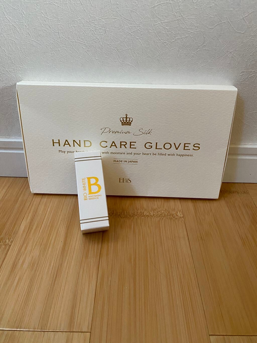 EBiS原液美容液をしみ込ませたシルク手袋/EBiS化粧品/ボディグッズを使ったクチコミ(1枚目)