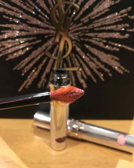 ヴォリュプテ ウォーター カラーバーム 11 フックミーベリー/YVES SAINT LAURENT BEAUTE/口紅を使ったクチコミ(3枚目)