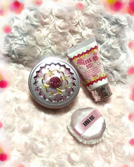 ANNA SUI ブライトニング ケア キットのクチコミ「こんにちは😃
アナスイ購入品紹介です🎀
限定のブライトニング ケア キットです。
美白がか.....」(2枚目)