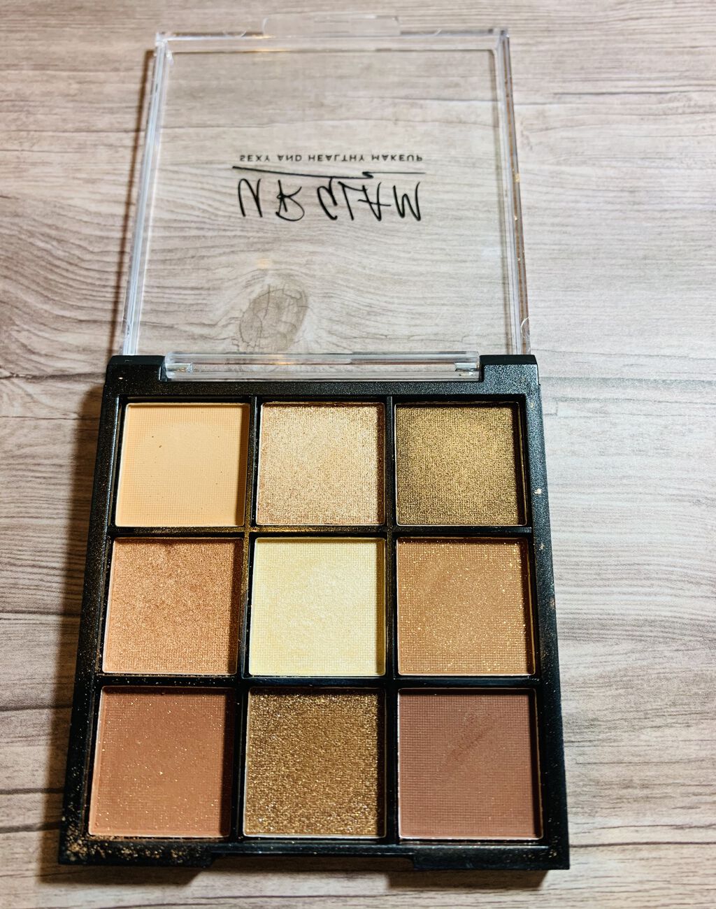 UR GLAM　BLOOMING EYE COLOR PALETTE/U R GLAM/アイシャドウパレットを使ったクチコミ（2枚目）