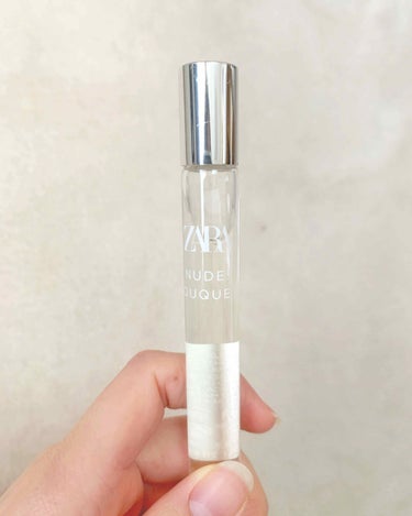 \ 低価格でコスパ◎！持ち運びに最適👍 /

◾︎ZARA
　ヌードブーケ　オードパルファム　10ml
　¥990(税込)

:

ZARAは洋服だけじゃなくて靴やアクセサリー、香水までおしゃれですよね