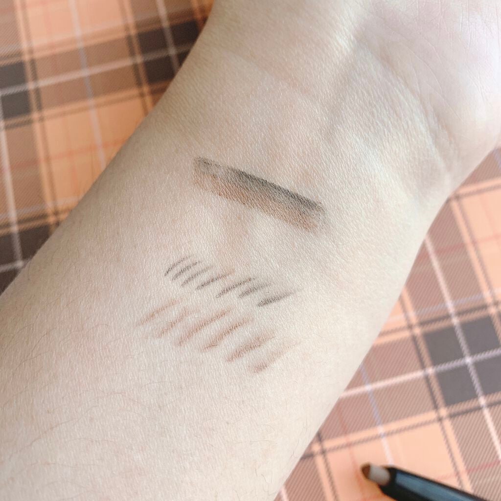 ツートンカラーアイブロウペンシル/GENE TOKYO/アイブロウペンシルを使ったクチコミ(10枚目)