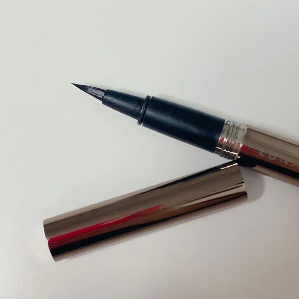 インテレクチュアルリクイドアイライナーN/LUNASOL/リキッドアイライナーを使ったクチコミ(2枚目)