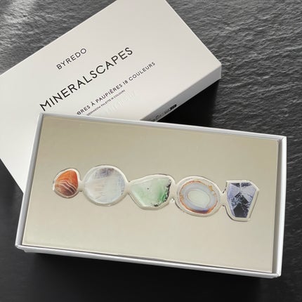 ミネラルスケープ アイシャドウ パレット/BYREDO/アイシャドウパレットを使ったクチコミ(2枚目)