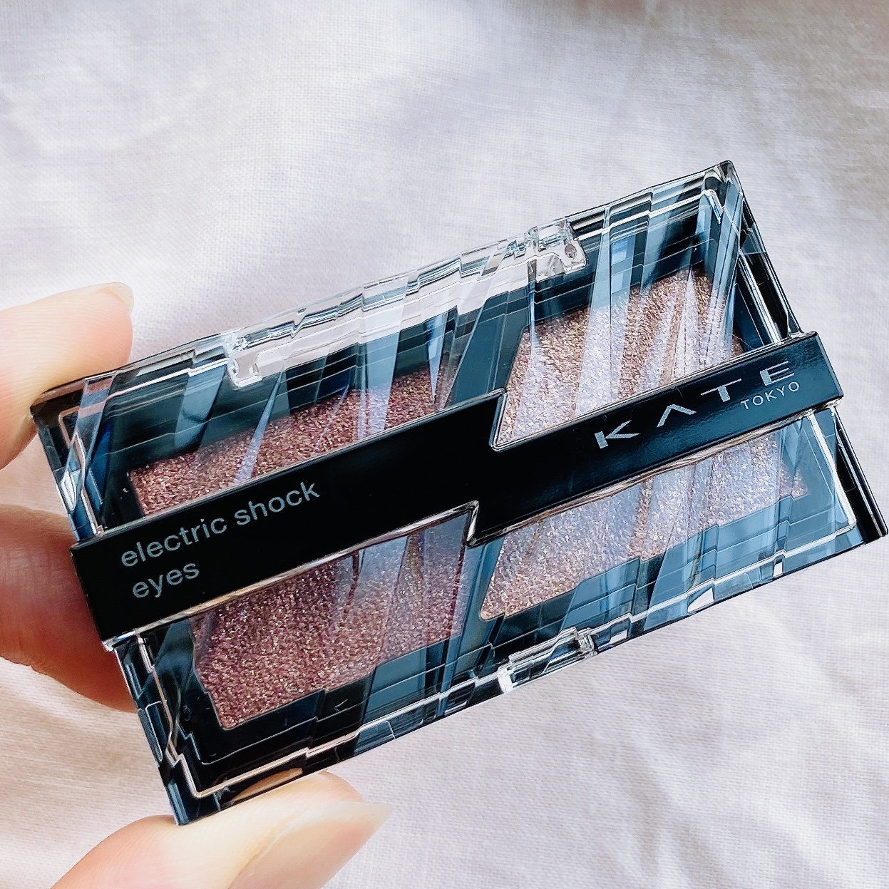 エレクトリックショックアイズ /KATE/アイシャドウパレットを使ったクチコミ（3枚目）