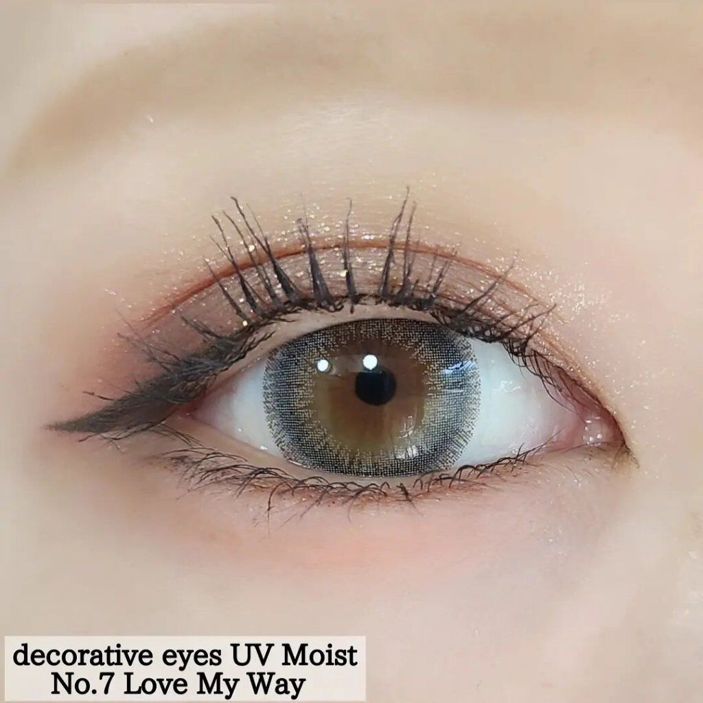 デコラティブアイズ UVモイスト/Decorative Eyes/カラーコンタクトレンズを使ったクチコミ（1枚目）