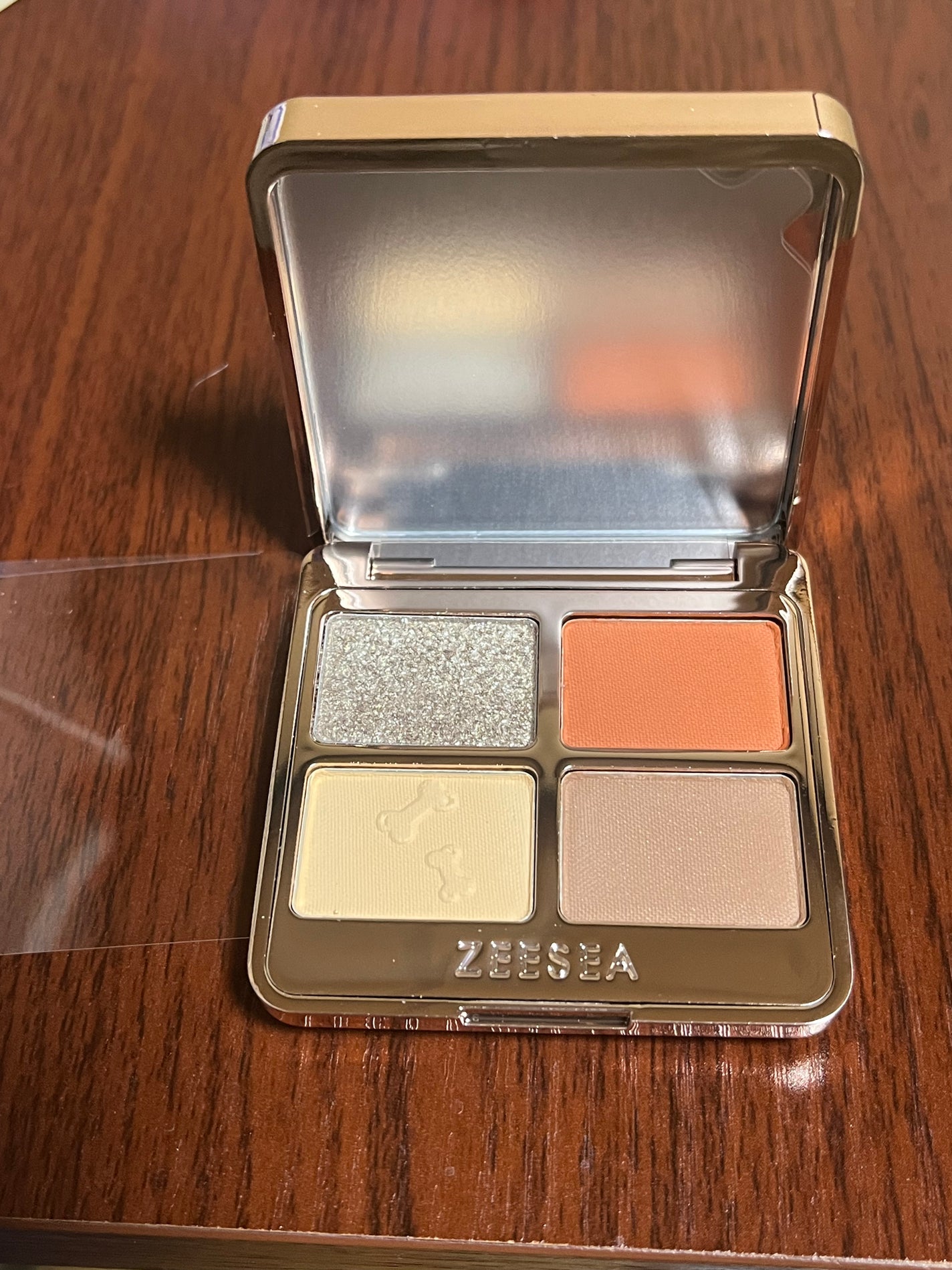 アニマルアイシャドウ(4シェード)/ZEESEA/アイシャドウパレットを使ったクチコミ(4枚目)