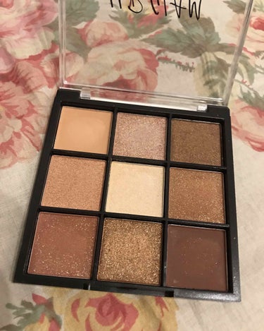 UR GLAM　BLOOMING EYE COLOR PALETTE/U R GLAM/パウダーアイシャドウを使ったクチコミ（2枚目）