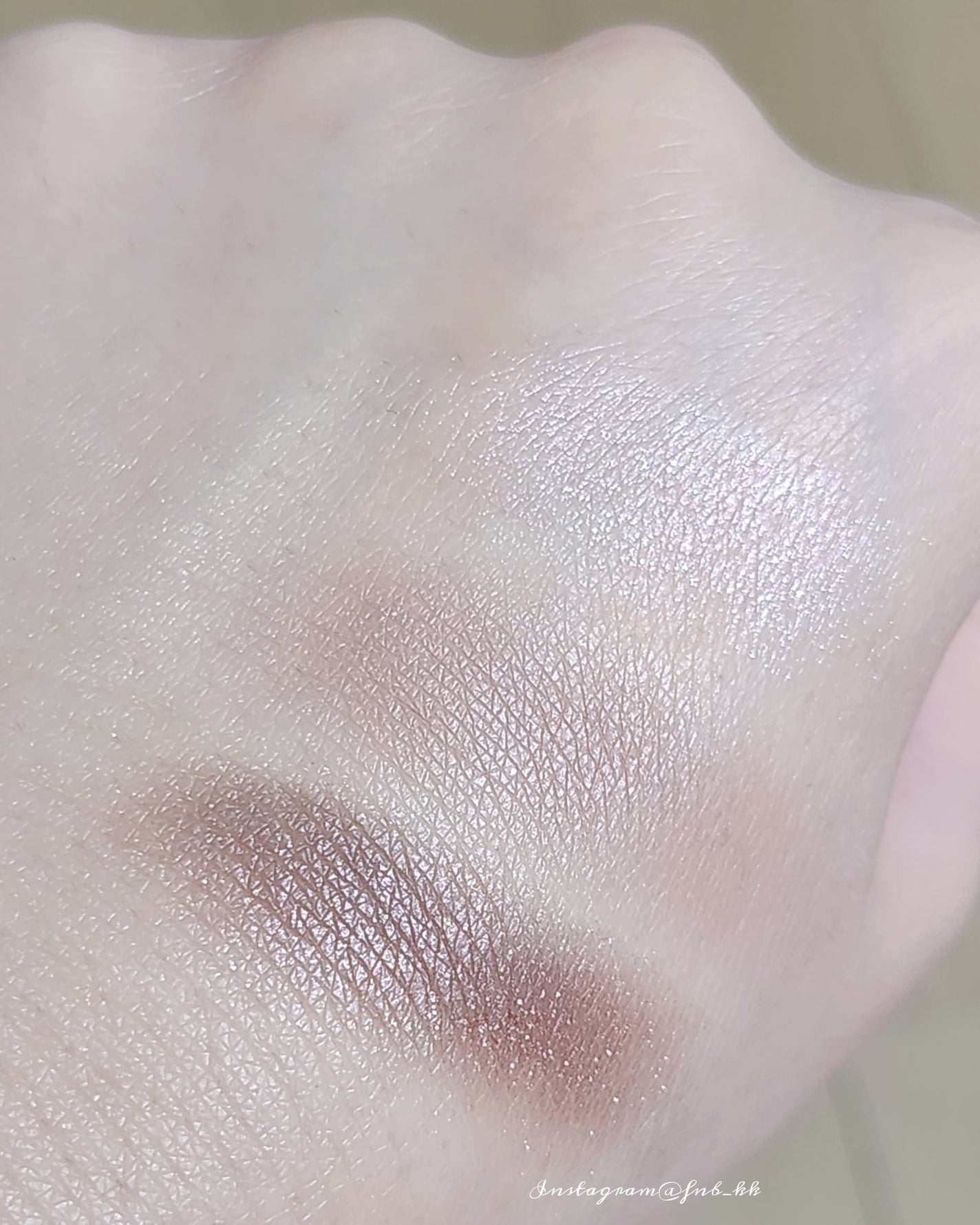 コンスピキュアス アイズ/Amplitude/アイシャドウパレットを使ったクチコミ(3枚目)