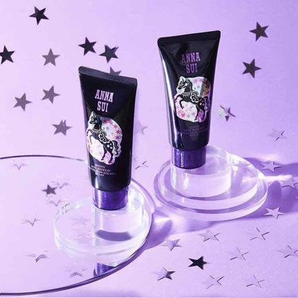 ANNA SUI グリッター ボディ プロテクションのクチコミ「肌に馴染ませるとキラキラと大粒のグリッターが輝きます!
ボディ用ですのでデコルテにも塗って夏の.....」(1枚目)